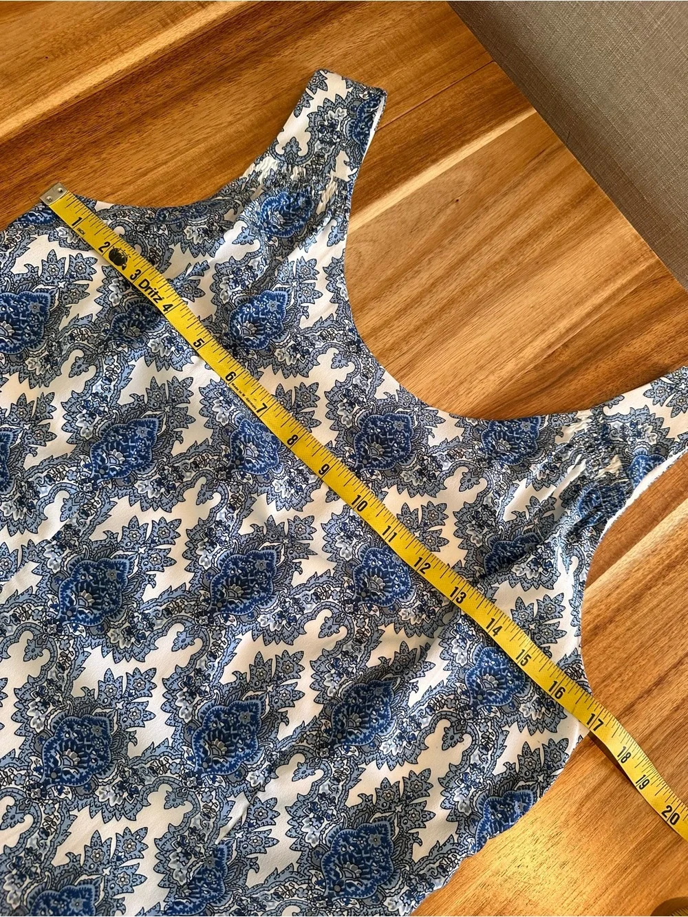LILA ROSE Blue & White Damask Shift Dress | Size 4 | Fully Lined | B-1831 - Picture 11 of 16